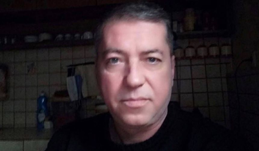 Madde Bağımlısı Mehteran, Annesini Dövüp Dayısını Öldürdü: 3 Gün Cesediyle Yaşadı