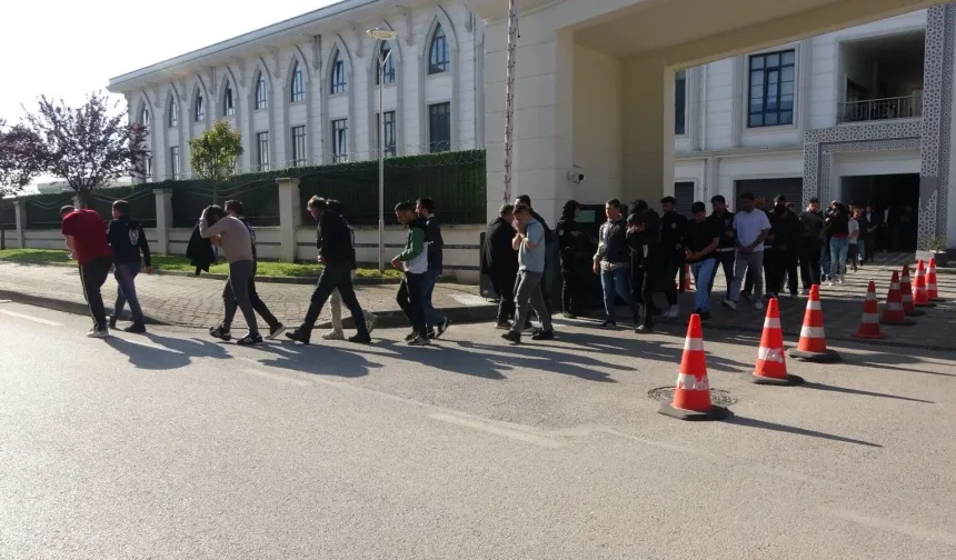 Kocaeli'de Milyonluk Vurgun Yapan Şüpheliler Tutuklandı!