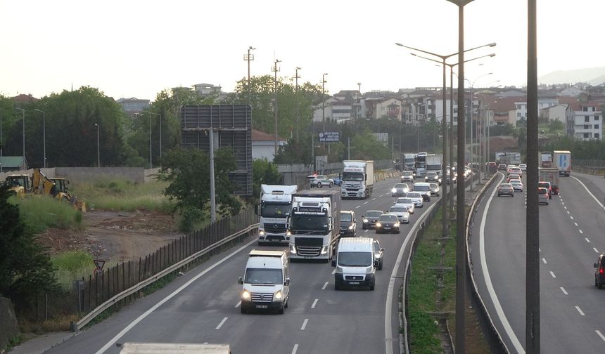 TEM’in Kocaeli geçişinde bayram yoğunluğu başladı