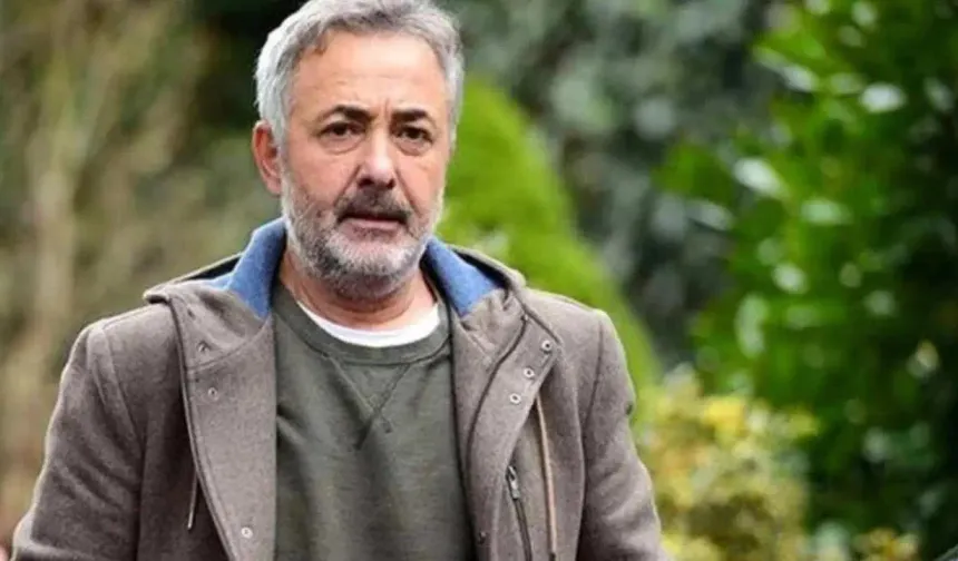 Mehmet Aslantuğ'dan Annesine Duygusal Veda
