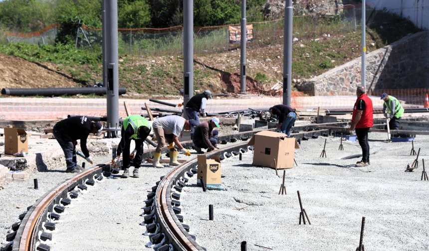 Tramvayın İzmit-Kartepe hattında ilerleme ne durumda?