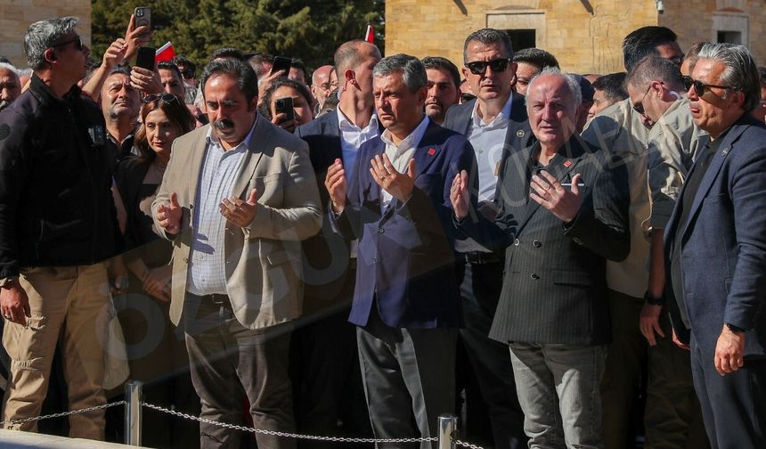 Arcan, Özel’e Anıtkabir Yürüyüşünde Eşlik Etti