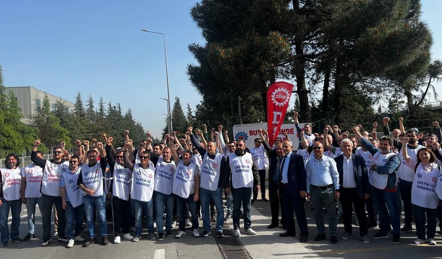 Lastik-İş Gebze'de greve çıktı