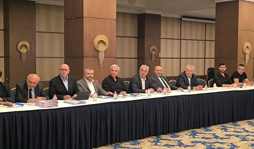 Lastik İşçileri 3'üncü Arabulucu Toplantısında: Anlaşma Sağlanacak Mı?