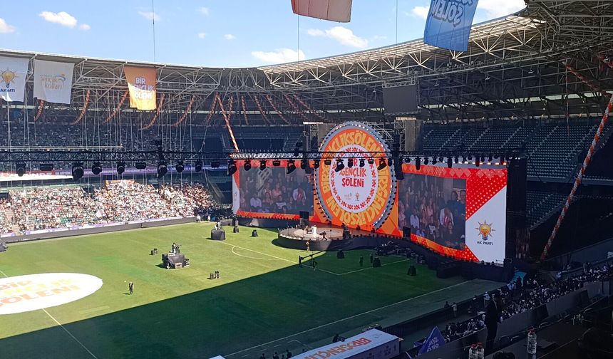İbiş: “Türkiye Bugün Kocaeli’yi Konuşacak”