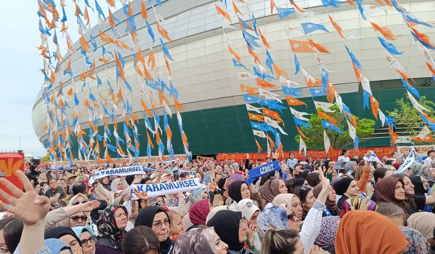 Binlerce Genç Cumhurbaşkanı'nı Coşkuyla Bekliyor!
