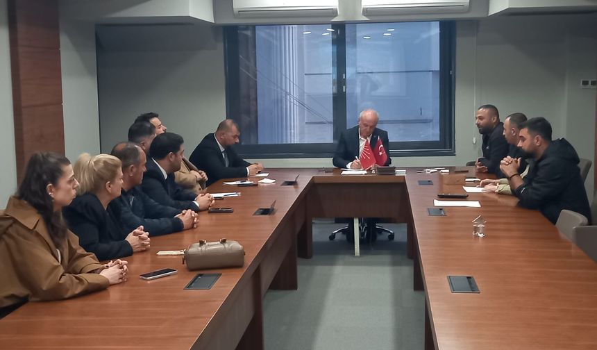Mutlak butlan kararı sonrası örgüt acil toplandı