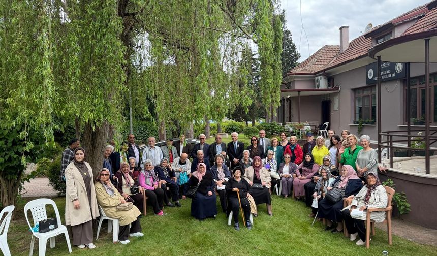 Kocaeli Dostluk Kulübü’nden Anlamlı Buluşma