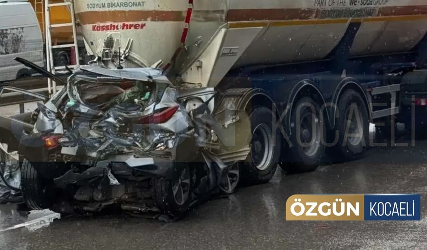 İzmit'te Can Pazarı: Tanker ve Tır Arasına Sıkıştı
