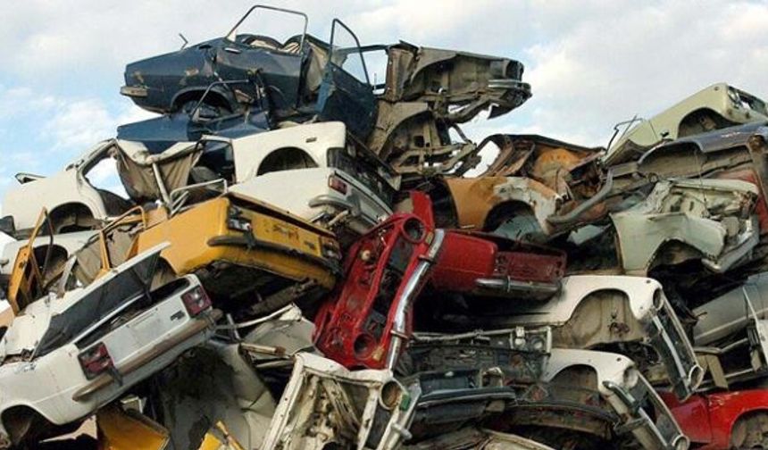 Hasarlı araçları sağlam diye raporladılar, 15 ilde operasyon