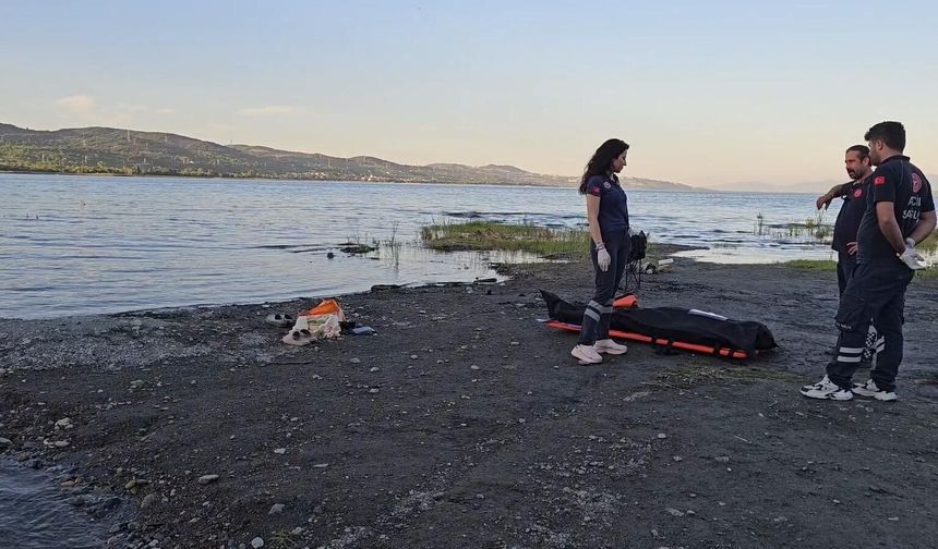 Sapanca Gölü'nden Ceset Çıktı!