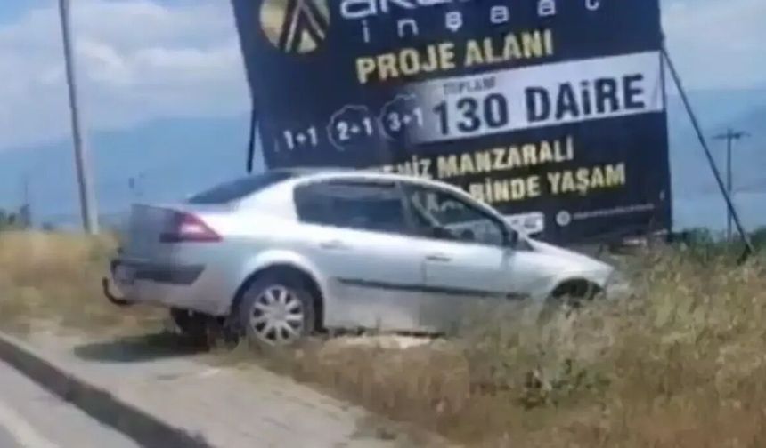 İzmit’te Araç Rampadan Aşağı Savruldu!