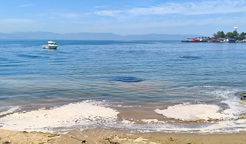 Bir yanda müsilaj bir yanda deniz keyfi