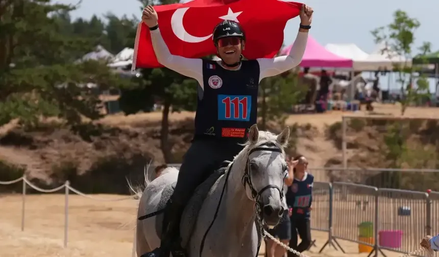 İzmitli Oğuz Alper Öktem milli formayı giyecek