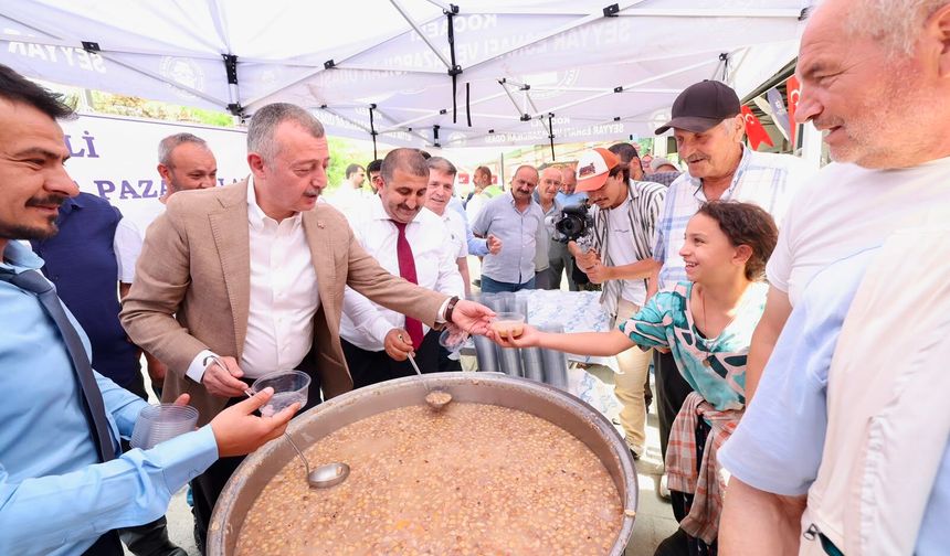 Doğu Kışla ve Döngel’de aşure kazanları kaynadı