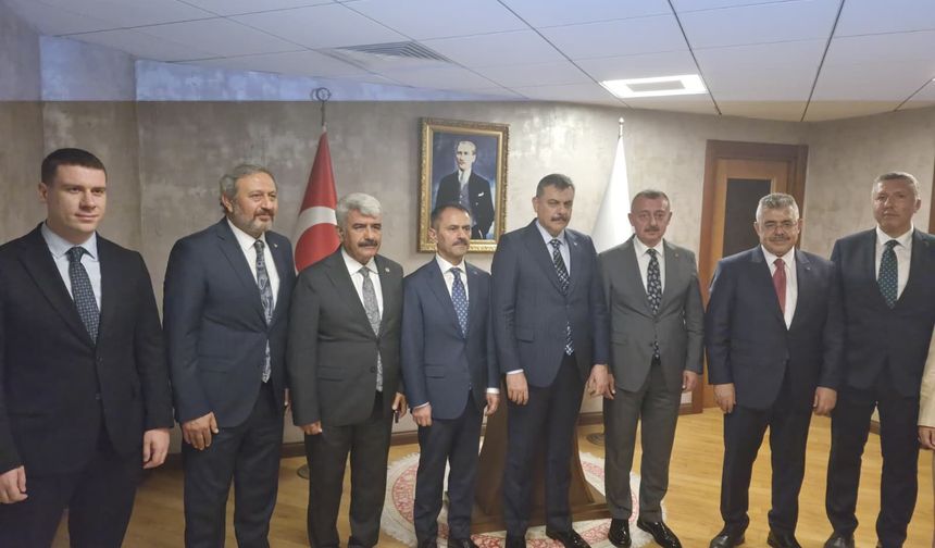 İçişleri Bakanı Mustafa Çiftçi, Büyükakın'ı ziyaret etti