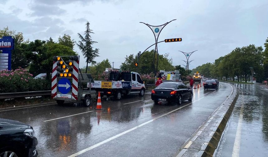 Kocaeli’de Kuvvetli Yağışa 1200 Personelle Müdahale Ediliyor
