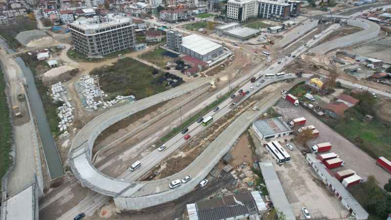 Yeşilova Solaklar Kavşağında 5’te 4 tamam