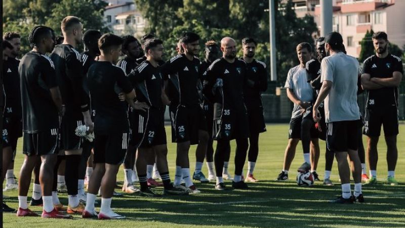 Kocaelispor bir isimle daha yollarını ayırıyor