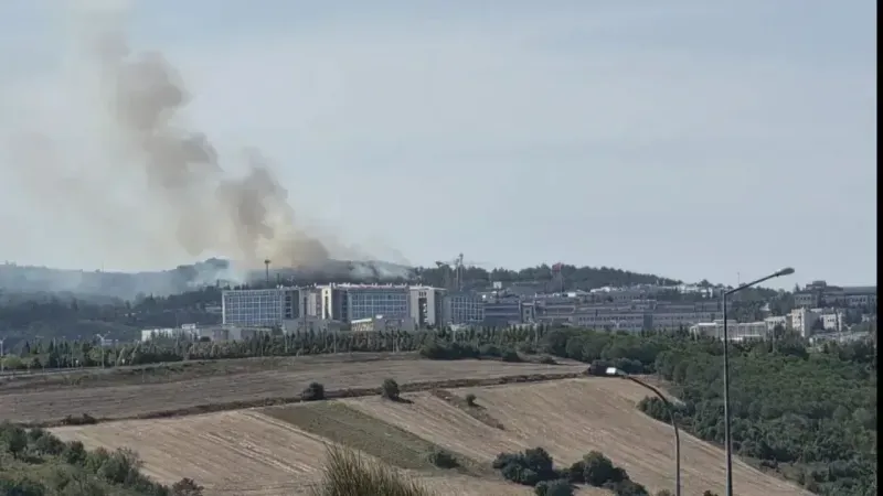 Umuttepe'de Yangın! Alevler Hızla Yükseliyor!