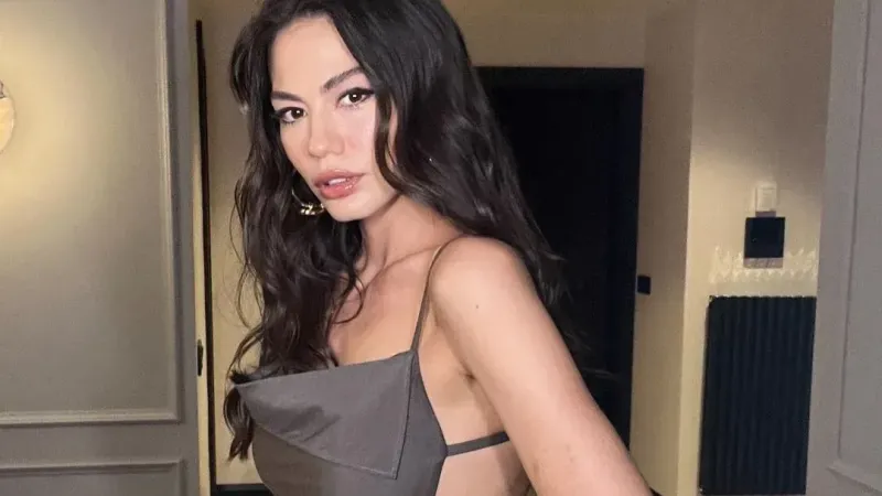 <p>InStyle Türkiye için verdiği pozları son günlerde paylaşan oyuncu yine adından söz ettirdi. Oyuncuya "Güzeller güzeli" yorumları yağdı.</p>