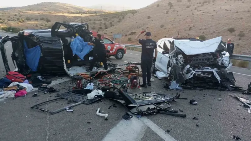 Asfalt kan gölüne döndü!