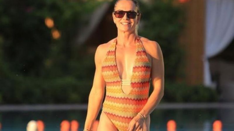 <p> Zarfı yatağa boşaltan yarışmacıya bir zarf dolusu altın geldi.</p>