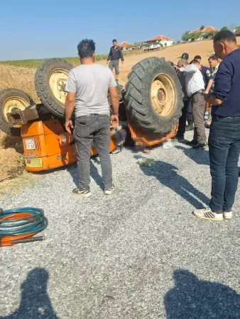 Traktörün altında ezildi
