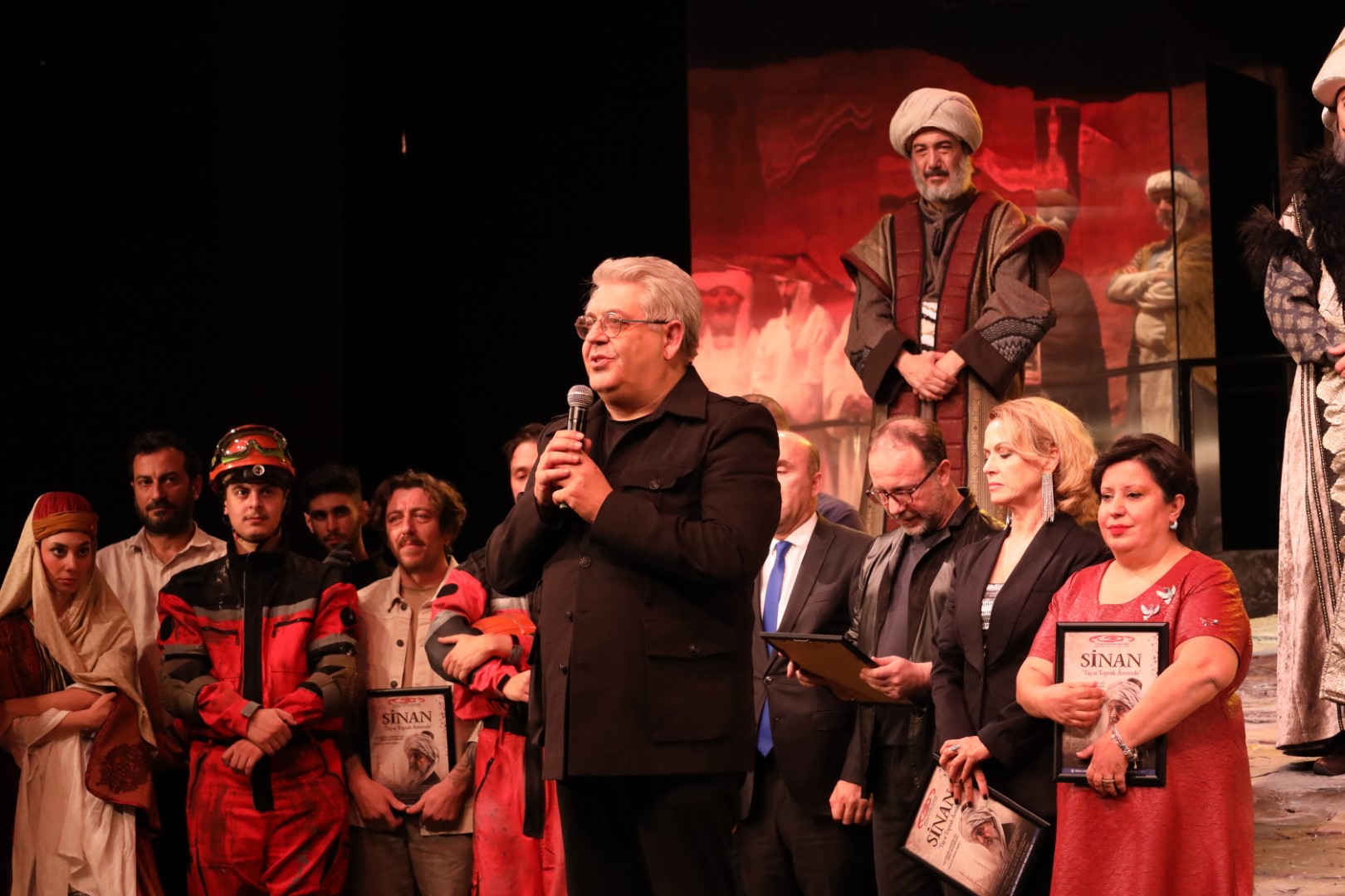 Taşta, Gölgede, Rüzgârda Sinan'ın Imzası Var (10) (Büyük)