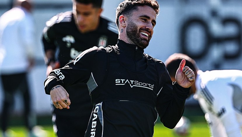 829X469 Rafa Silva Futbolu Birakiyor Mu 1763012074184