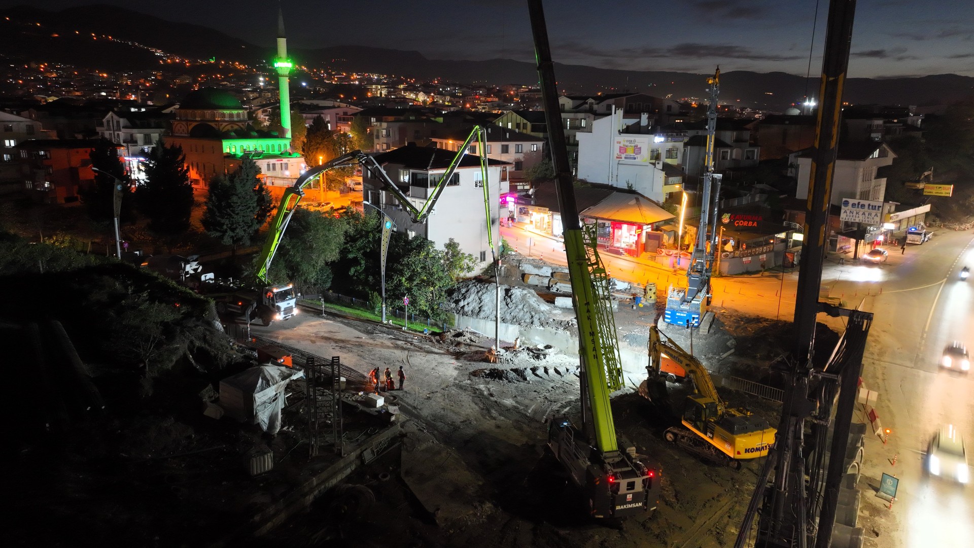 Başiskele Kavşak Projesi'nde Işıklar Hiç Sönmüyor (5) (1)