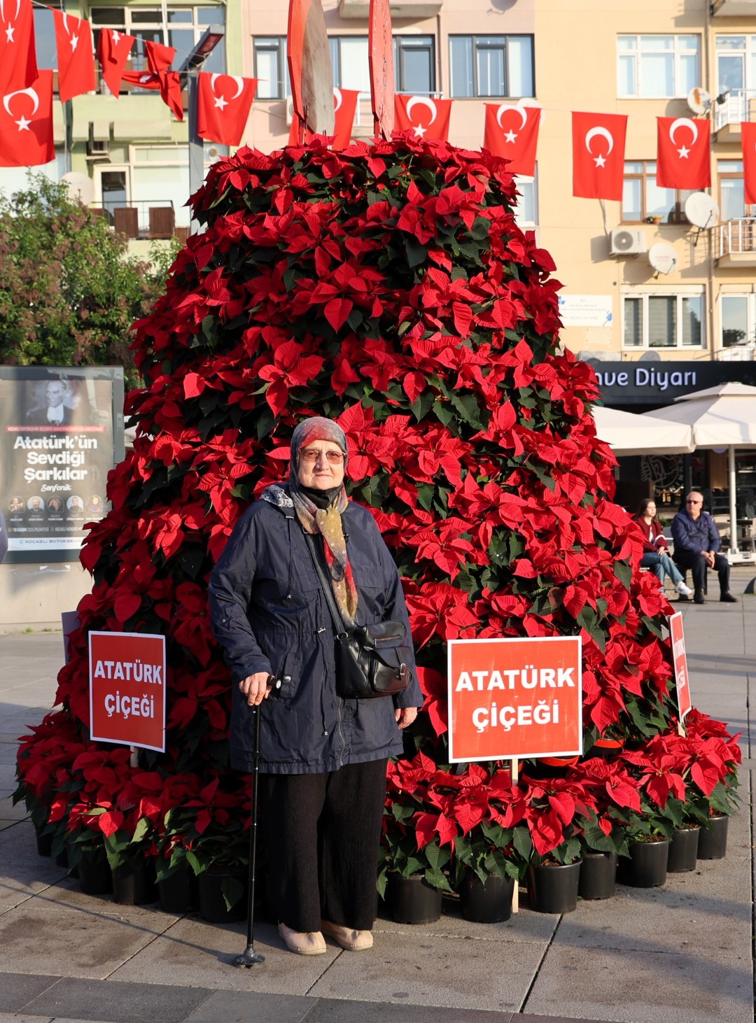Büyükşehir'den 10 Kasım'a Özel 1087 Atatürk Çiçeği (3) (Large)
