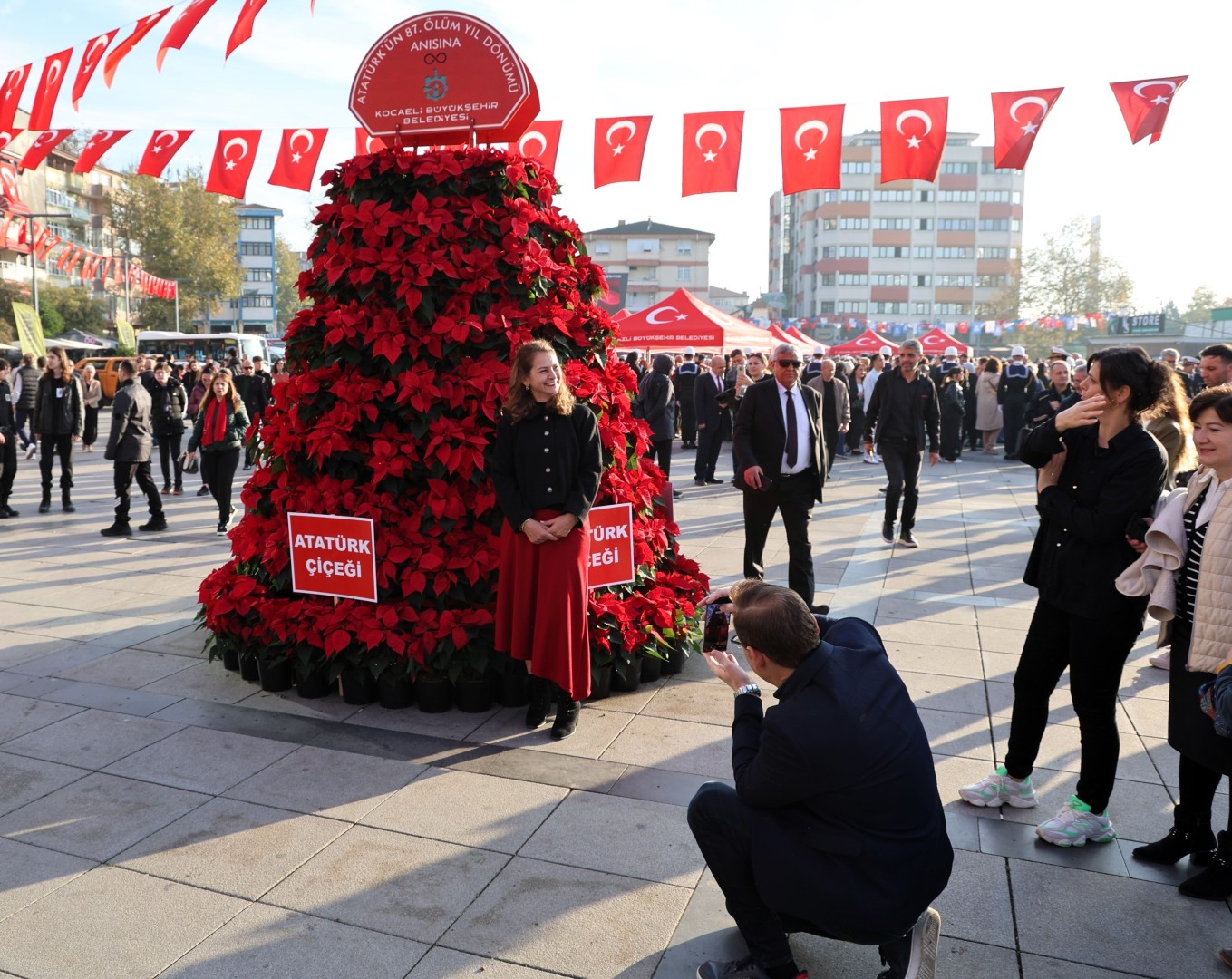 Büyükşehir'den 10 Kasım'a Özel 1087 Atatürk Çiçeği (5) (Large)