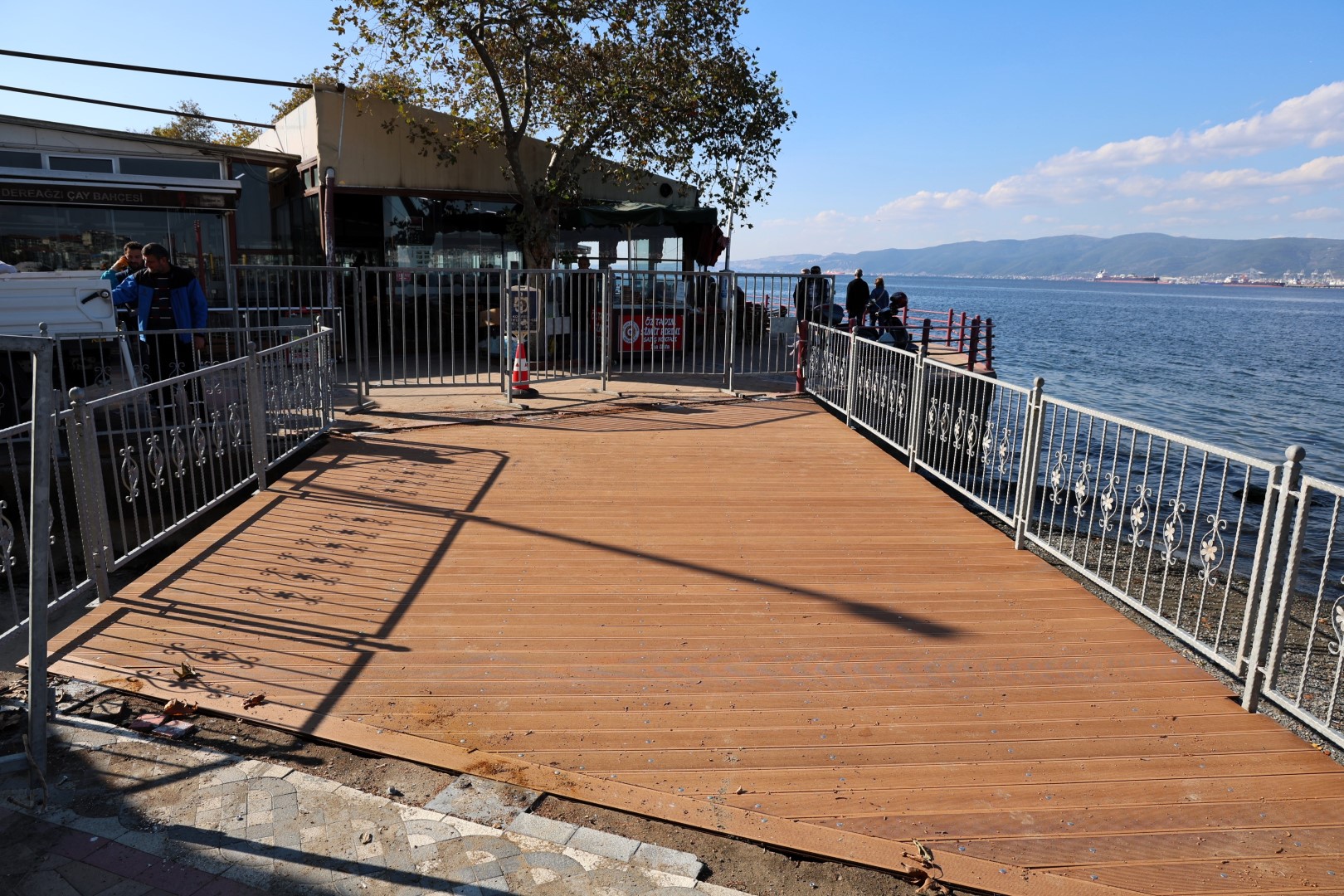 Değirmendere Sahiline Yeni Yaya Geçiş Köprüsü (5) (Büyük)