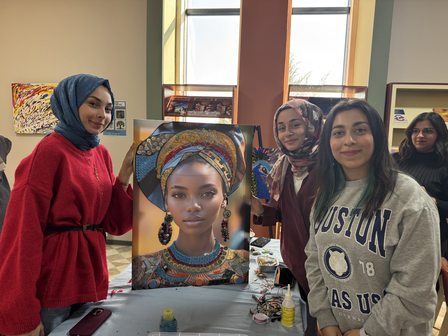 Elektronik Atıklardan Sanata Çevreci Dönüşüm (3) (Büyük)