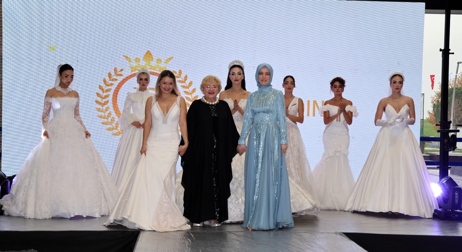 Evlilik Fuarı'nda Gelinlik Defilesi Büyüledi (11)