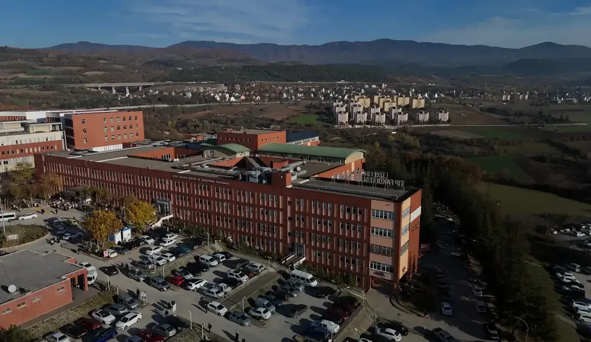 Inin Makatina Saka Olsun Diye Hava Basti Kalin Bagirsagi Patladi