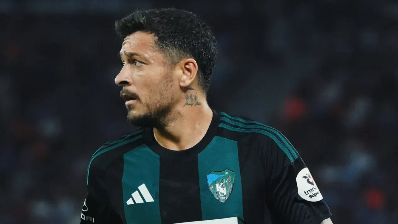 Kocaelisporda Ahmet Oguzun Takima Donus Tarihi Belli Oldu