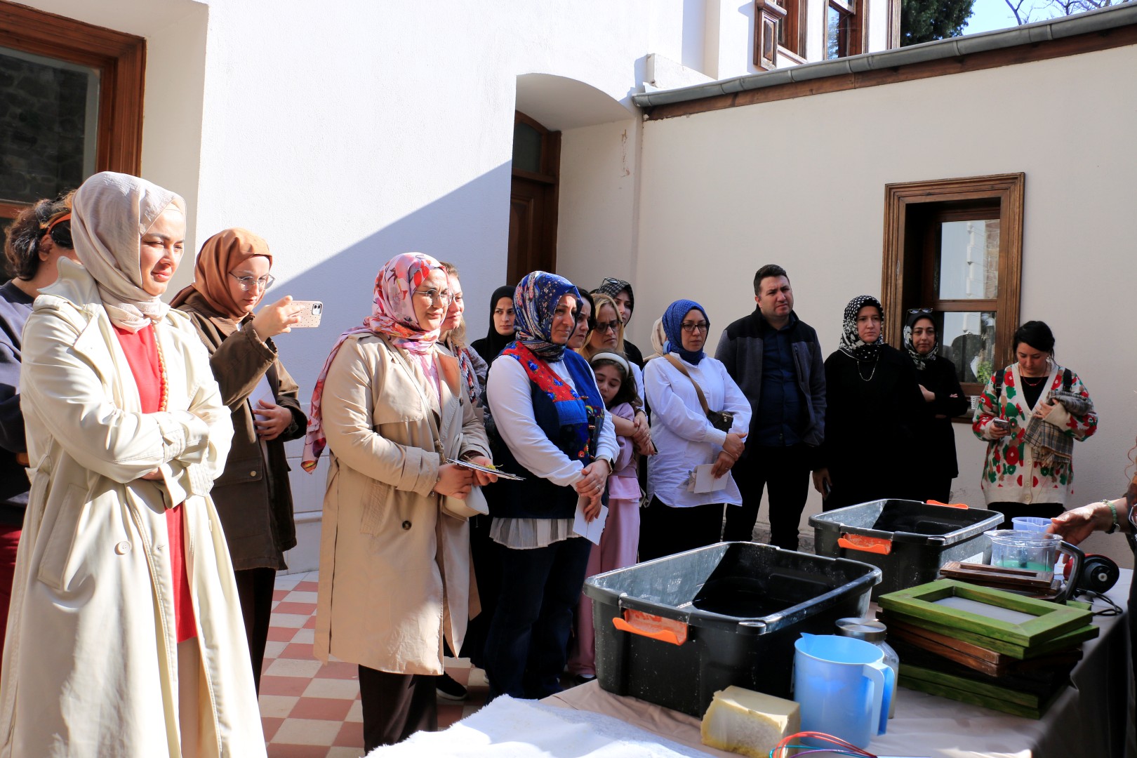 Konak Güllerinin Kâğıttaki Izleri Büyüledi (4)