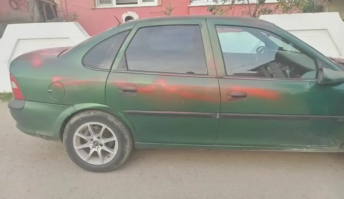 Park Halindeki Aracim Bilinmeyen Kisilerce Kirmiziya Boyandi Destek Alamadik 1 Kocaeligundem