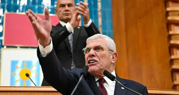 Pc 42Fef8653E12F437F9799D3462248782