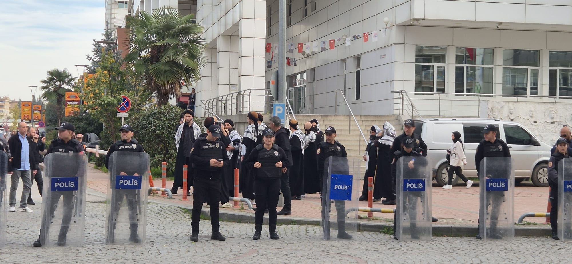 Whatsapp Image 2025 11 09 At 14.59.46 (1)