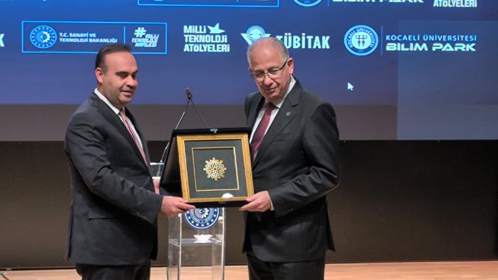 Whatsapp Image 2025 11 11 At 14.42.37