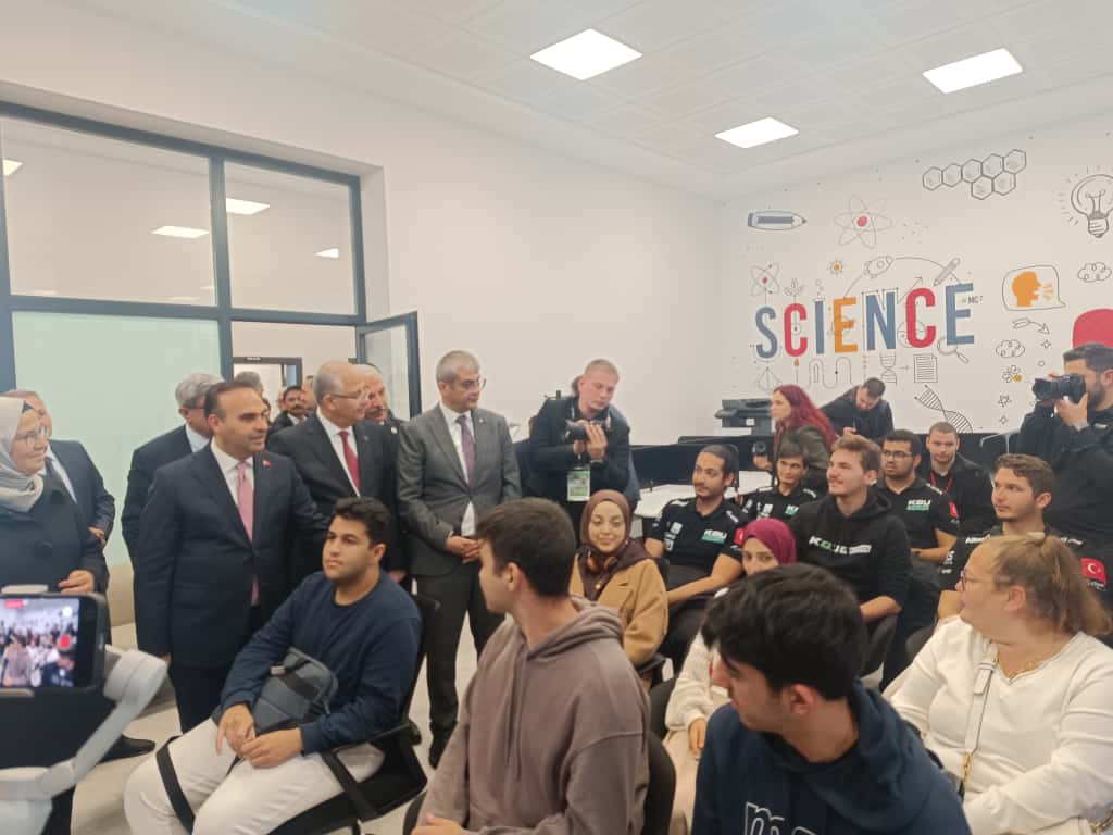 Whatsapp Image 2025 11 11 At 15.37.59 (2)