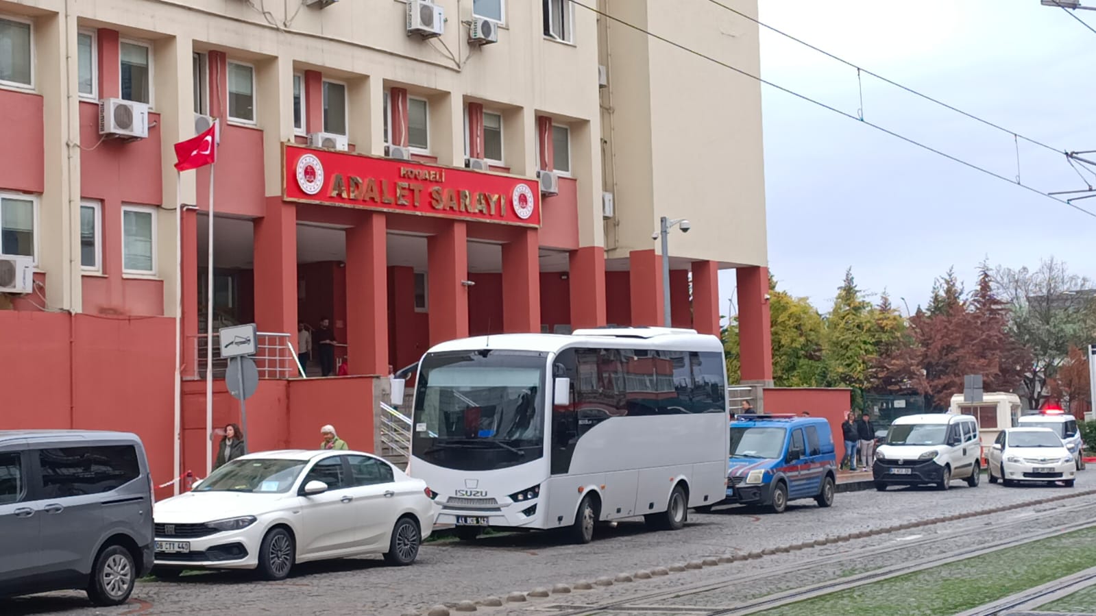 Whatsapp Image 2025 11 12 At 12.12.42