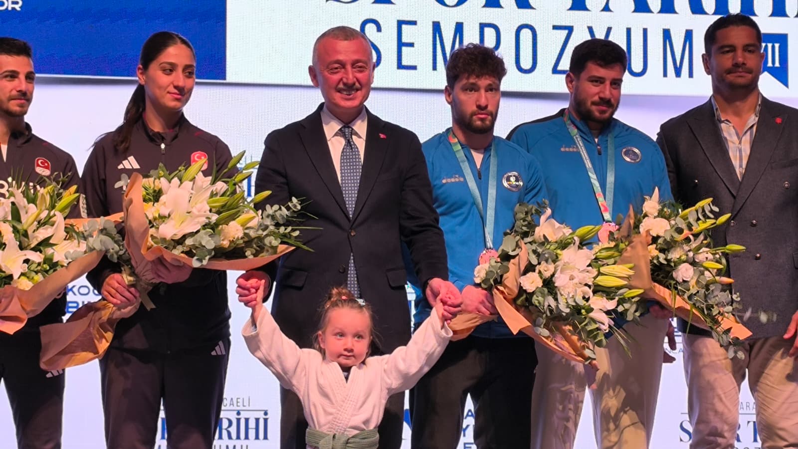 Whatsapp Image 2025 11 14 At 15.13.36 (1)