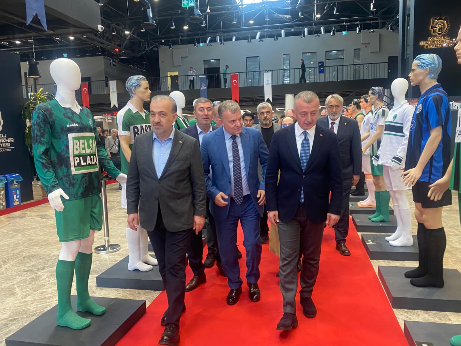 Whatsapp Image 2025 11 14 At 15.44.01