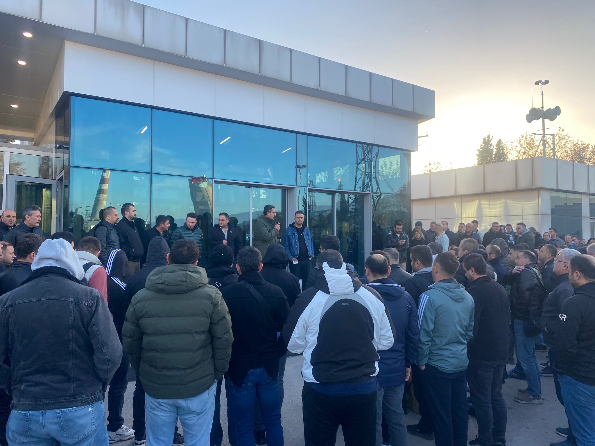 Whatsapp Image 2025 11 17 At 09.37.27