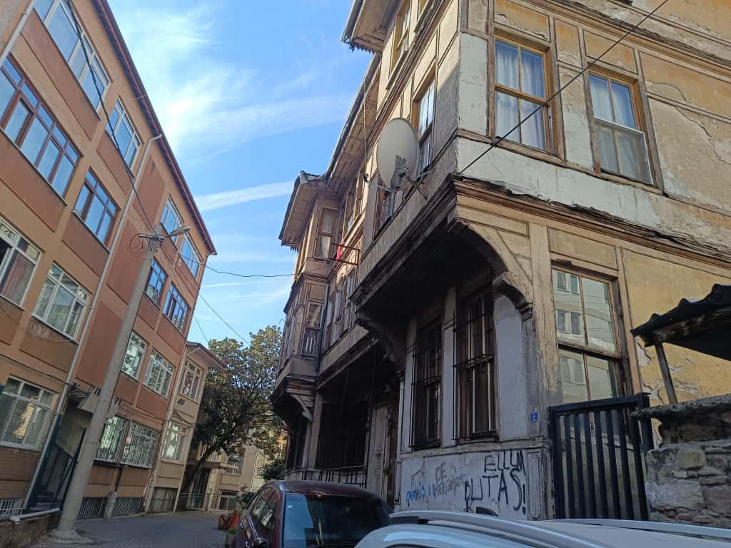 Whatsapp Image 2025 11 18 At 12.42.43