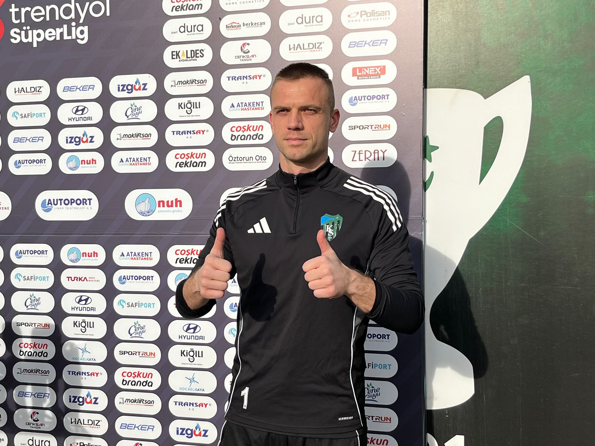 Whatsapp Image 2025 11 18 At 16.03.46